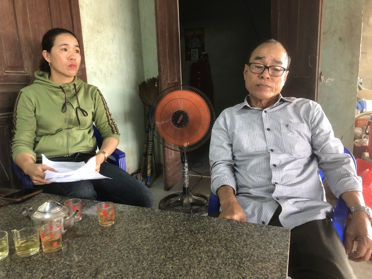 Người dân bị thu hồi đất phải đóng hàng trăm triệu để được tái định cư- Ảnh 2. Người dân bị thu hồi đất phải đóng hàng trăm triệu để được tái định cư- Ảnh 2.