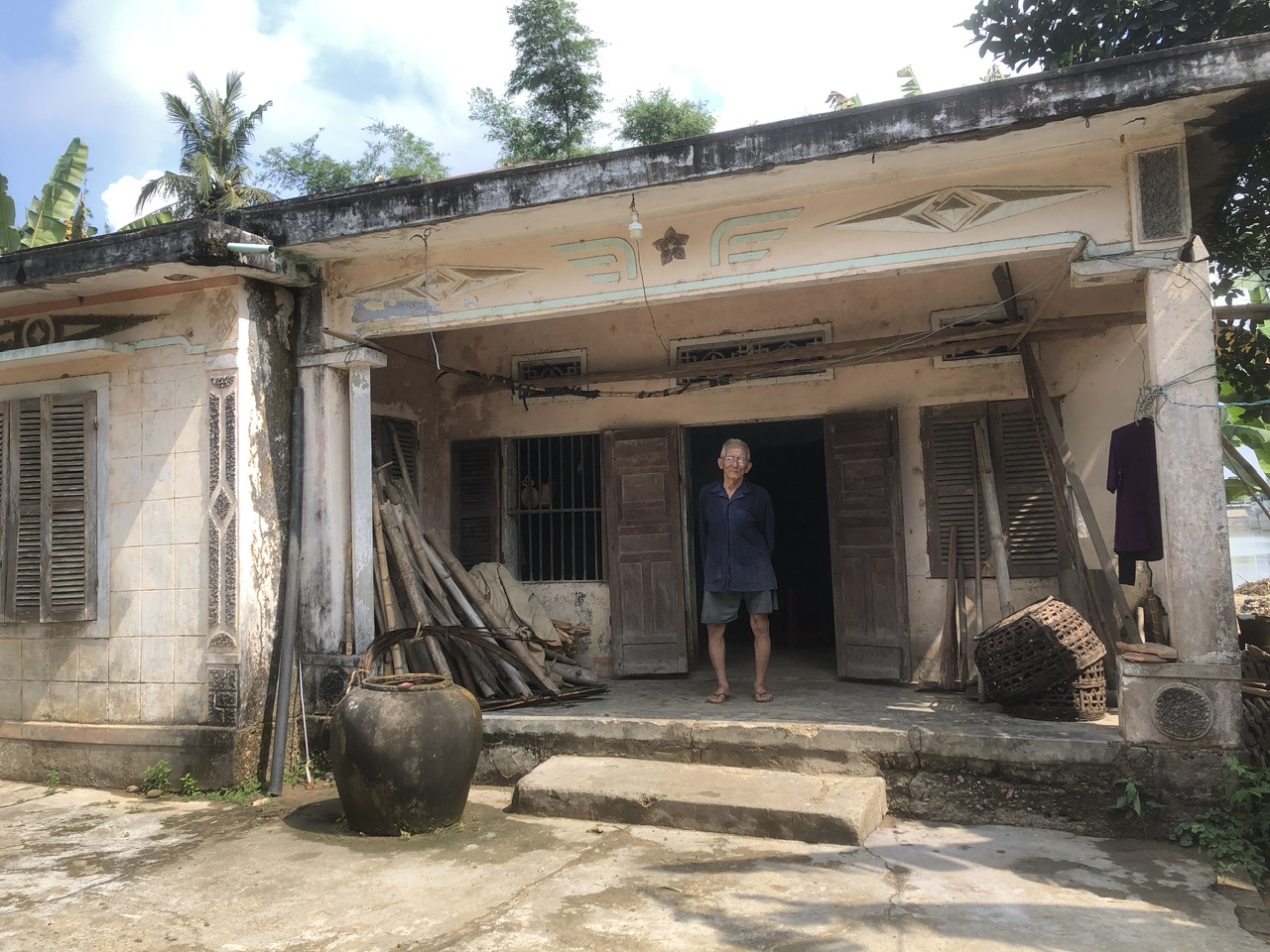 Người dân bị thu hồi đất phải đóng hàng trăm triệu để được tái định cư- Ảnh 3. Người dân bị thu hồi đất phải đóng hàng trăm triệu để được tái định cư- Ảnh 3.