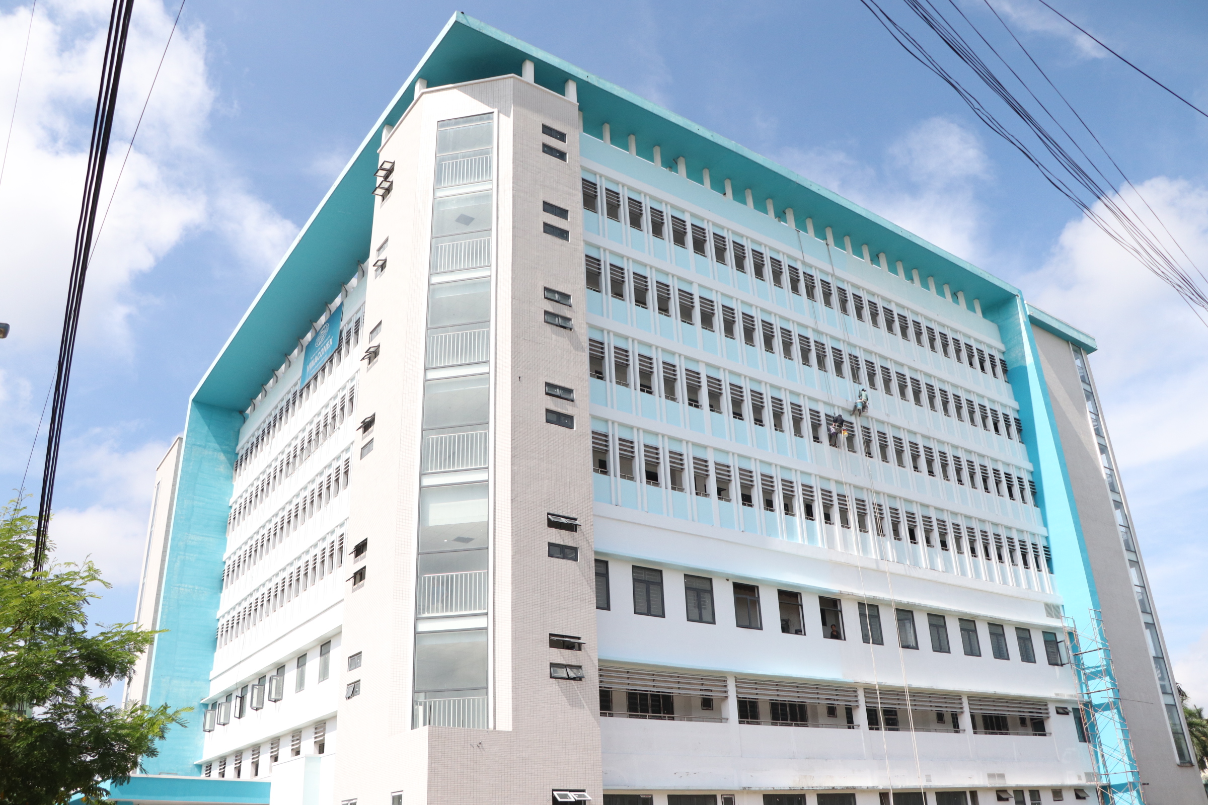 Khu điều trị gần 180 tỉ ở Quảng Nam làm mãi không xong- Ảnh 1. Khu điều trị gần 180 tỉ ở Quảng Nam làm mãi không xong- Ảnh 1.