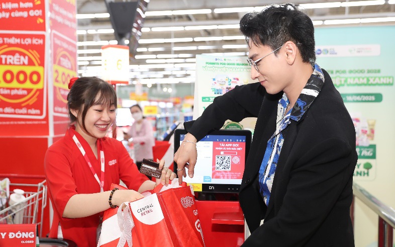 P&G và Central Retail chung tay trồng rừng tại Tà Kóu- Ảnh 2.