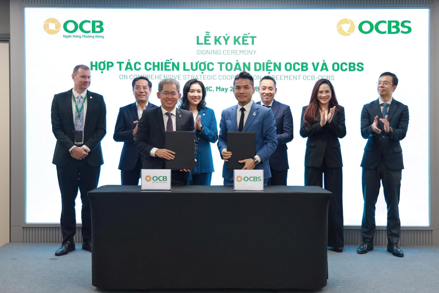 OCB ký kết hợp tác chiến lược toàn diện cùng công ty chứng khoán OCBS- Ảnh 1. OCB ký kết hợp tác chiến lược toàn diện cùng công ty chứng khoán OCBS- Ảnh 1.