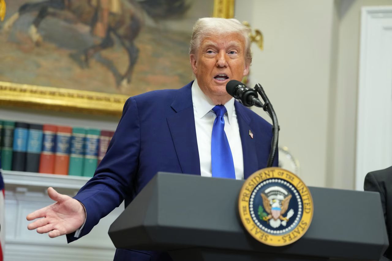 Phán quyết của tòa chưa thể 'chặn đứng' thương chiến của ông Trump - Ảnh 1.