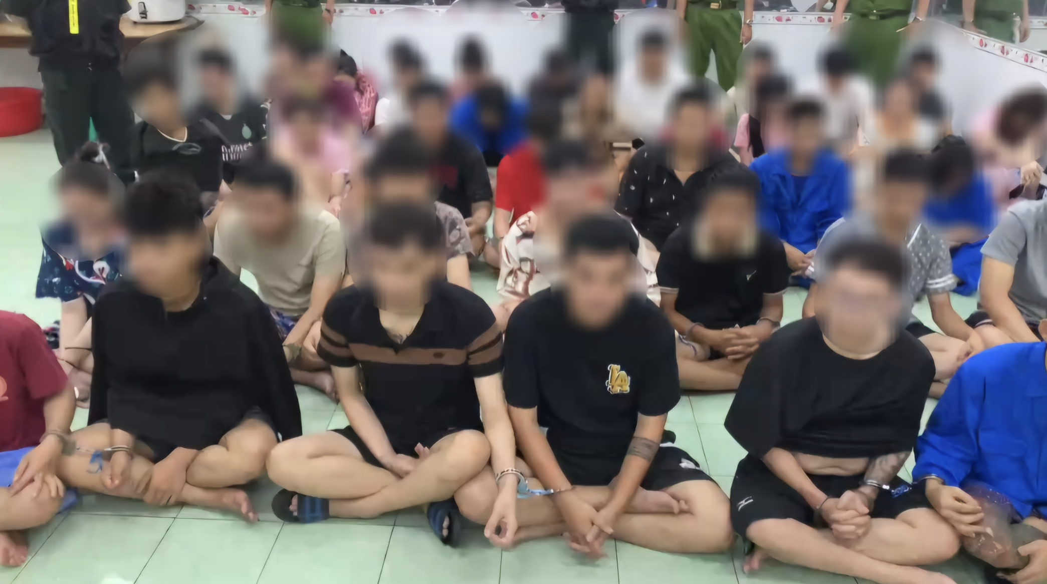 Nhiều Nhiều