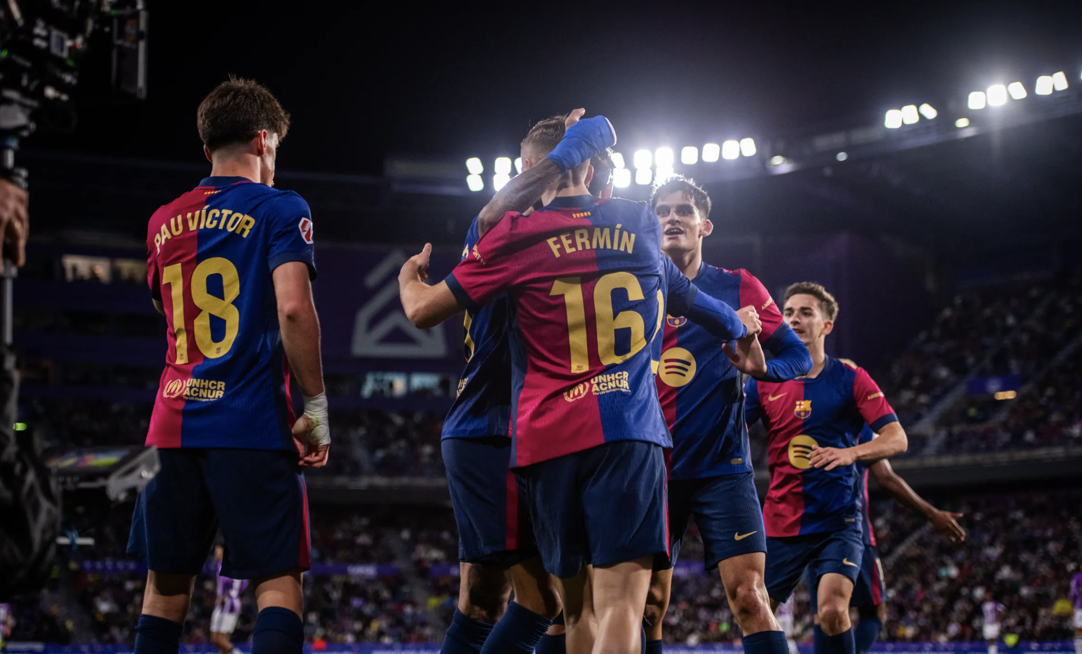 Ngược dòng chật vật hạ Valladolid, Barcelona chờ chung kết sớm ở El Clasico- Ảnh 7. Ngược dòng chật vật hạ Valladolid, Barcelona chờ chung kết sớm ở El Clasico- Ảnh 7.