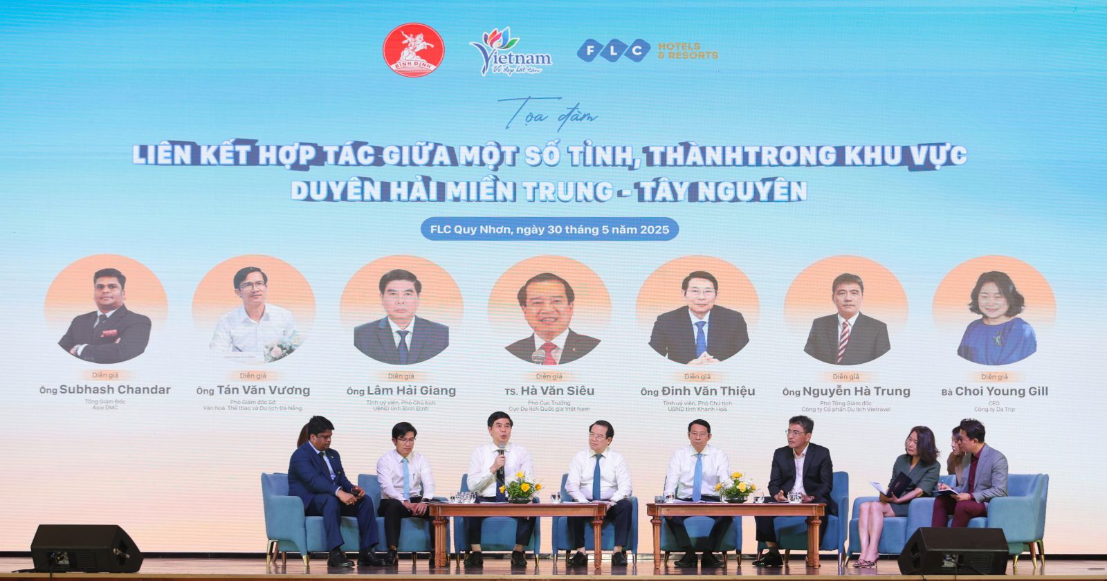 सेंट्रल हाइलैंड्स - सेंट्रल वियतनाम पर्यटन लिंक:  Liên kết du lịch miền Trung - Tây Nguyên: Đừng để “ký rồi để đó”!- Ảnh 1.