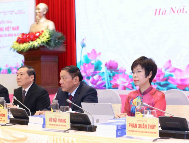Vietnamese revolutionary press on century-long journey of accompanying nation- Ảnh 1. Vietnamese revolutionary press on century-long journey of accompanying nation- Ảnh 1.