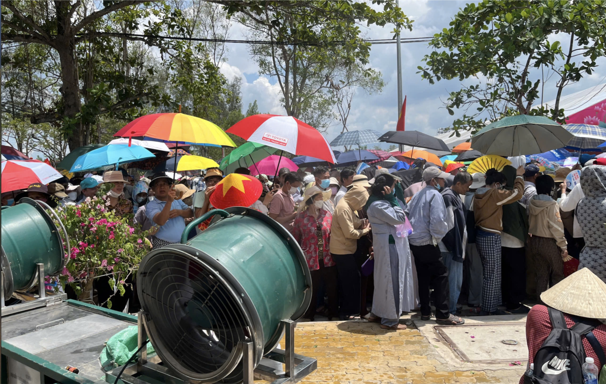 Hơn 270 người được cấp cứu trong Đại lễ Vesak 2025 tại TP HCM - Ảnh 2.