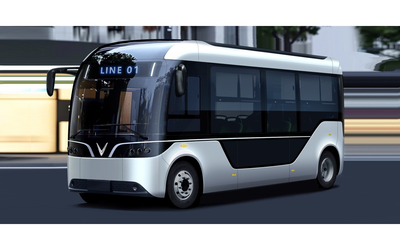Mưa lớn, xe buýt 166 và 167 tạm ngưng hoạt động - Ảnh 2.