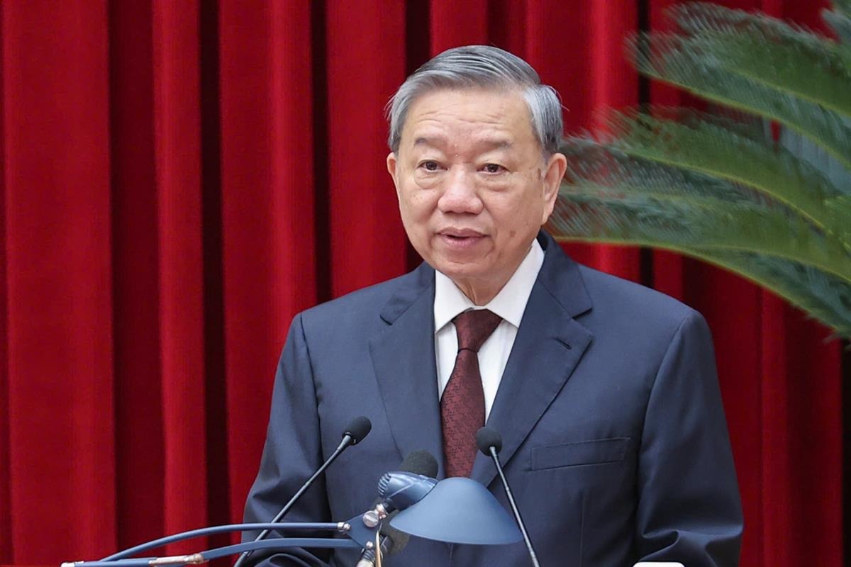 Tổng Bí thư Tô Lâm: Dạy 2 buổi mỗi ngày miễn phí
từ năm học 2025 - 2026- Ảnh 1. Tổng Bí thư Tô Lâm: Dạy 2 buổi mỗi ngày miễn phí
từ năm học 2025 - 2026- Ảnh 1.