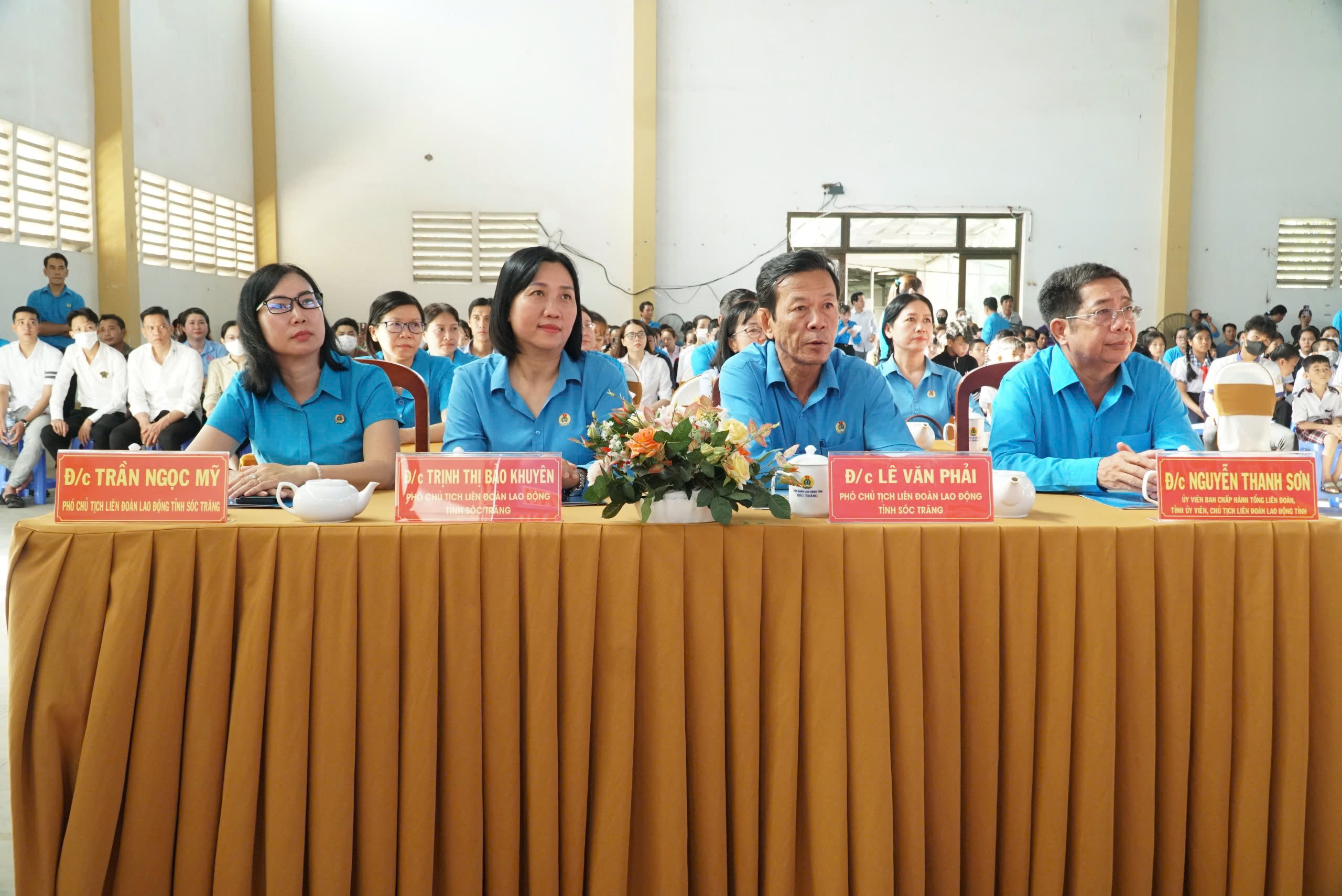 Bài hát “Viết tiếp câu chuyện hòa bình” xuất hiện tại sự kiện lớn ở Sóc Trăng - Ảnh 3.