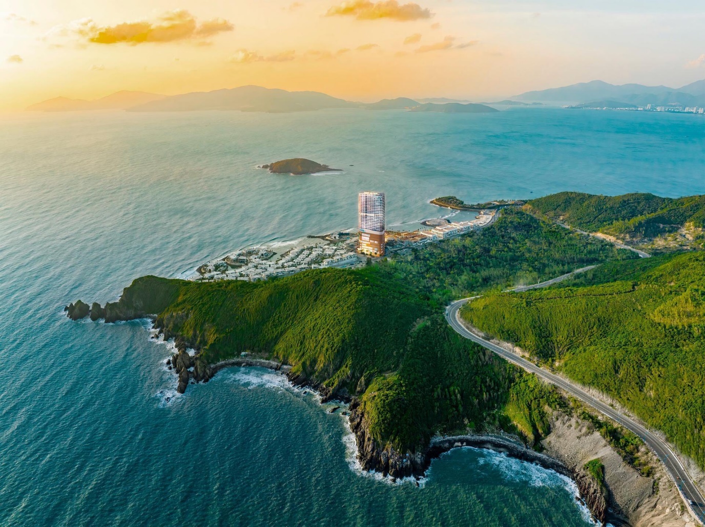 “Đập hộp” Mercedes-Benz siêu sang khi sở hữu dinh thự Villa Le Corail, A Gran Meliá Hotel- Ảnh 4. “Đập hộp” Mercedes-Benz siêu sang khi sở hữu dinh thự Villa Le Corail, A Gran Meliá Hotel- Ảnh 4.