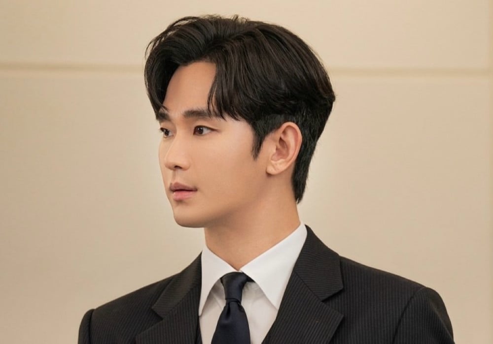 Gia đình Kim Sae-ron kiện Kim Soo-hyun, cáo buộc quan hệ từ 14 tuổi - Ảnh 2.