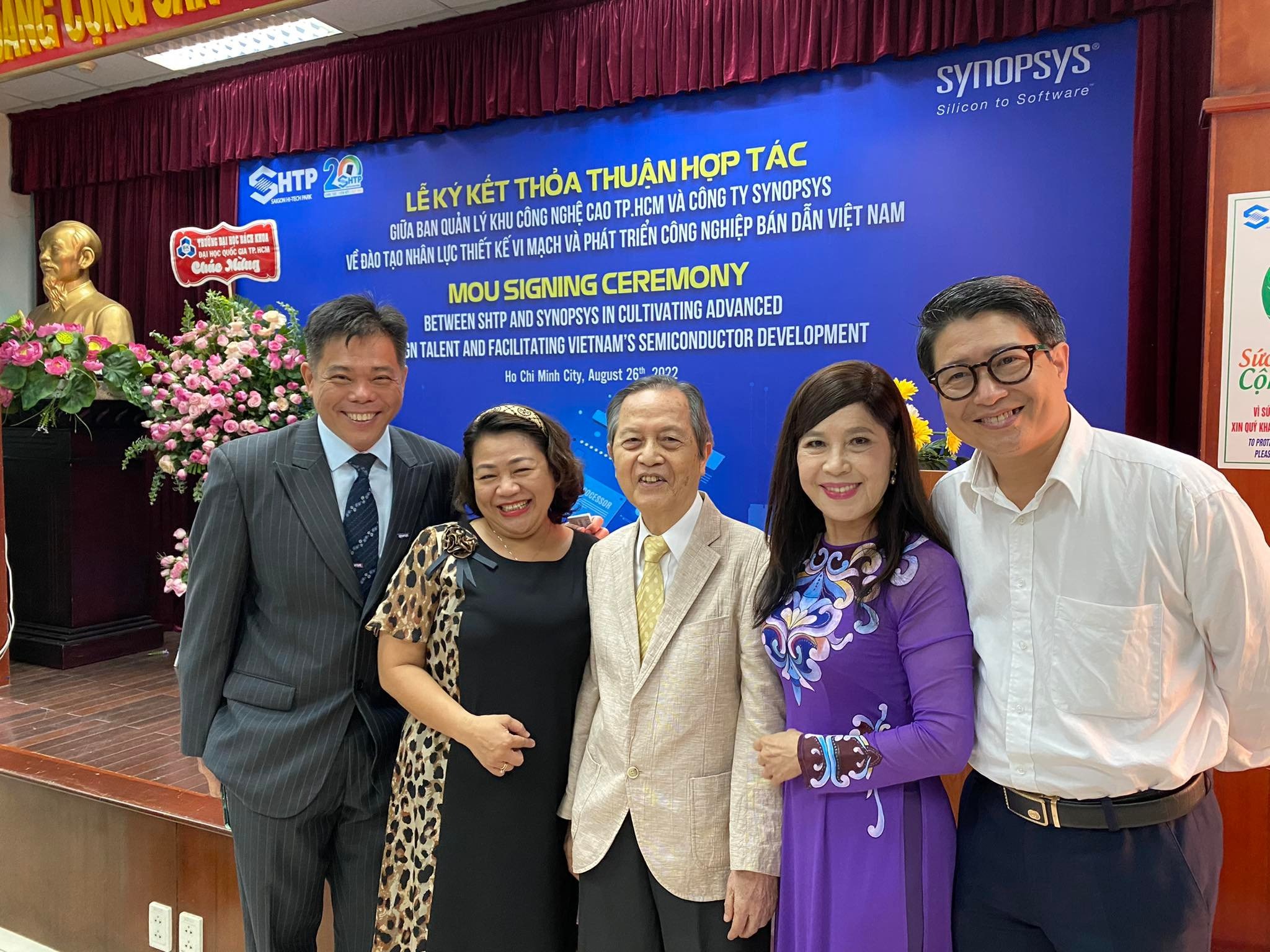 ការគោរពដ៏រំជួលចិត្តចំពោះសាស្ត្រាចារ្យ ដាំង លឿង ម៉ូ - រូបថតទី ៣។ Những dòng tưởng nhớ xúc động về GS Đặng Lương Mô- Ảnh 3.