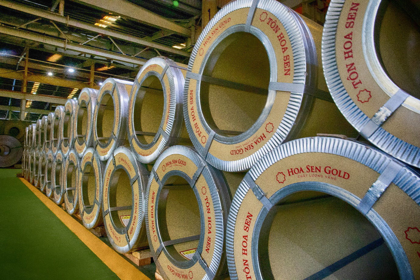 Tôn Hoa Sen bác bỏ thông tin nợ 726 triệu đồng tiền thuế - Ảnh 1.