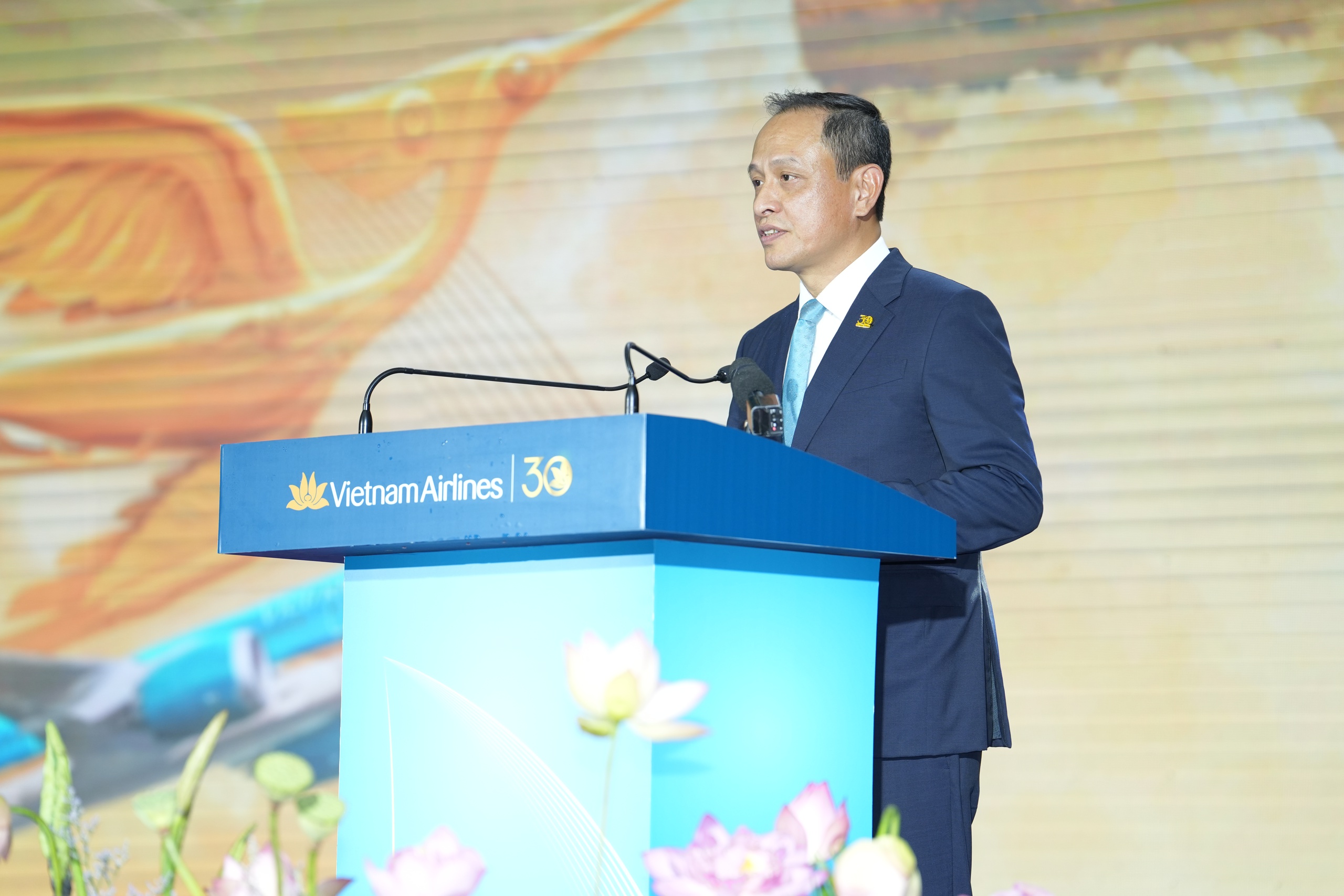 Thủ tướng nói về tầm nhìn phát triển Vietnam Airlines- Ảnh 6. Thủ tướng nói về tầm nhìn phát triển Vietnam Airlines- Ảnh 6.