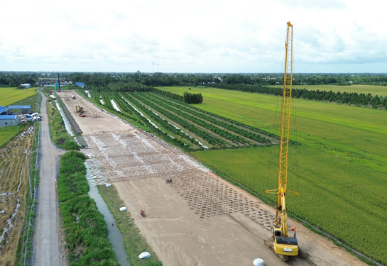 Đẩy nhanh tiến độ giải ngân vốn đầu tư công - Ảnh 1. Đẩy nhanh tiến độ giải ngân vốn đầu tư công - Ảnh 1.