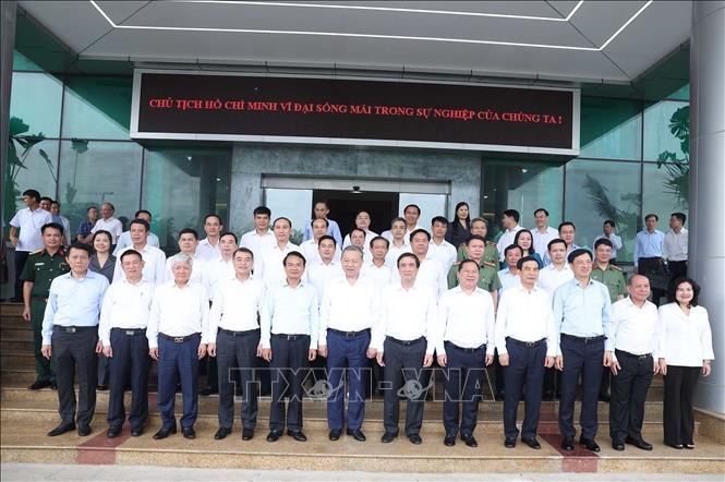Tổng Bí thư Tô Lâm: Tỉnh Phú Thọ mới không đánh đổi môi trường, văn hóa, an sinh lấy tăng trưởng- Ảnh 3. Tổng Bí thư Tô Lâm: Tỉnh Phú Thọ mới không đánh đổi môi trường, văn hóa, an sinh lấy tăng trưởng- Ảnh 3.