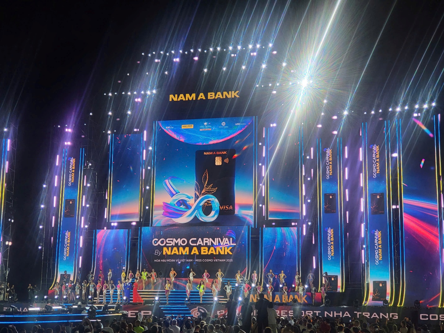 Nam A Bank “say Hi” Nha Trang cùng Lễ hội Văn hóa – Du lịch Biển Nha Trang 2025- Ảnh 3. Nam A Bank “say Hi” Nha Trang cùng Lễ hội Văn hóa – Du lịch Biển Nha Trang 2025- Ảnh 3.