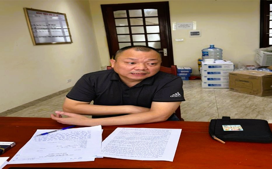 Bắt "ông trùm" đường dây buôn lậu giả mạo các nhãn hiệu nổi tiếng- Ảnh 1. Bắt "ông trùm" đường dây buôn lậu giả mạo các nhãn hiệu nổi tiếng- Ảnh 1.