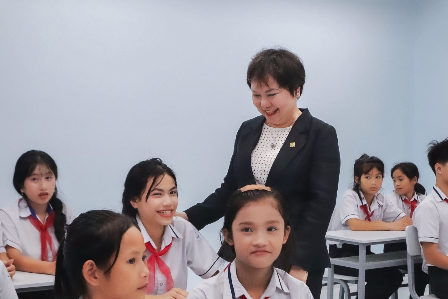 Quỹ Niềm Tin Vàng: Xây trường học, dựng tương lai cho trẻ vùng cao Quảng Ngãi- Ảnh 3. Quỹ Niềm Tin Vàng: Xây trường học, dựng tương lai cho trẻ vùng cao Quảng Ngãi- Ảnh 3.