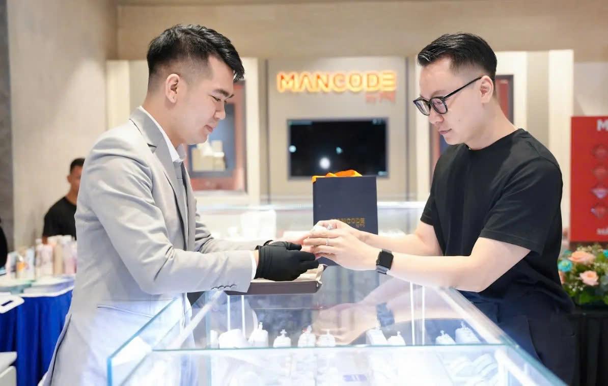 PNJ lần thứ hai liên tiếp vào danh sách Fortune 500 Đông Nam Á- Ảnh 4. PNJ lần thứ hai liên tiếp vào danh sách Fortune 500 Đông Nam Á- Ảnh 4.