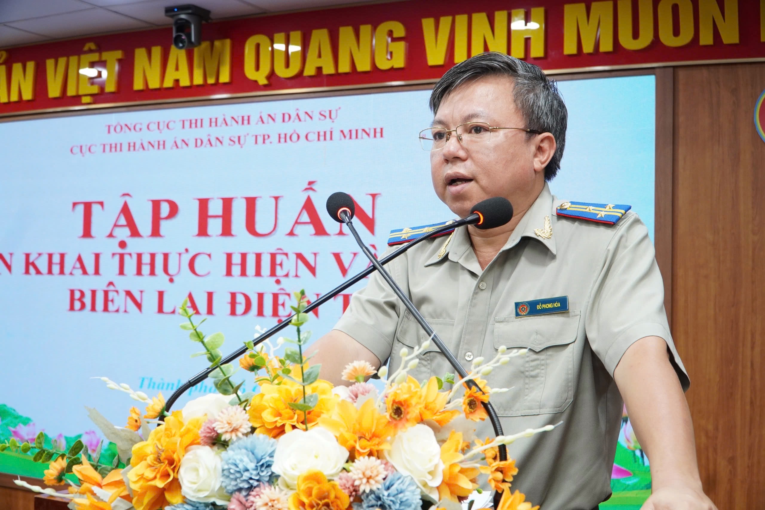 TP HCM không dùng biên lai giấy trong thu, chi thi hành án từ 23-6- Ảnh 1. TP HCM không dùng biên lai giấy trong thu, chi thi hành án từ 23-6- Ảnh 1.