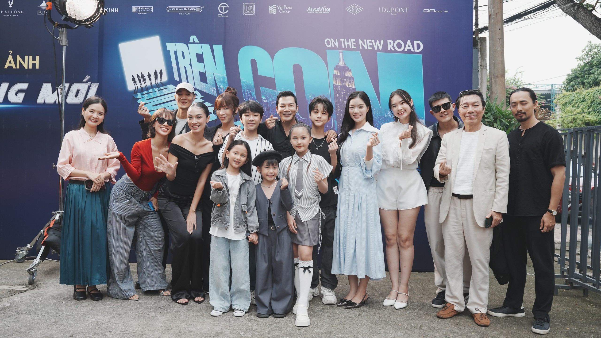 Quang Sự, Hứa Minh Đạt… đóng phim Trần Bảo Sơn đạo diễn- Ảnh 4. Quang Sự, Hứa Minh Đạt… đóng phim Trần Bảo Sơn đạo diễn- Ảnh 4.