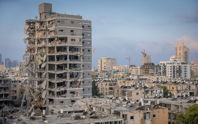 Iran nói Mỹ cần "lên tiếng", Israel yêu cầu dân Iran "tránh xa các nhà máy vũ khí"- Ảnh 2. Iran nói Mỹ cần "lên tiếng", Israel yêu cầu dân Iran "tránh xa các nhà máy vũ khí"- Ảnh 2.