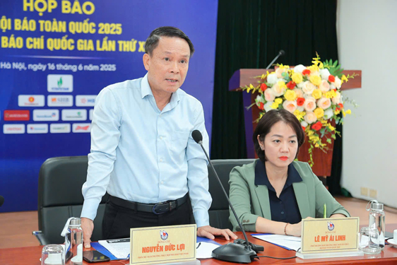 Báo chí cách mạng Việt Nam với cột mốc 100 năm - Ảnh 1. Báo chí cách mạng Việt Nam với cột mốc 100 năm - Ảnh 1.