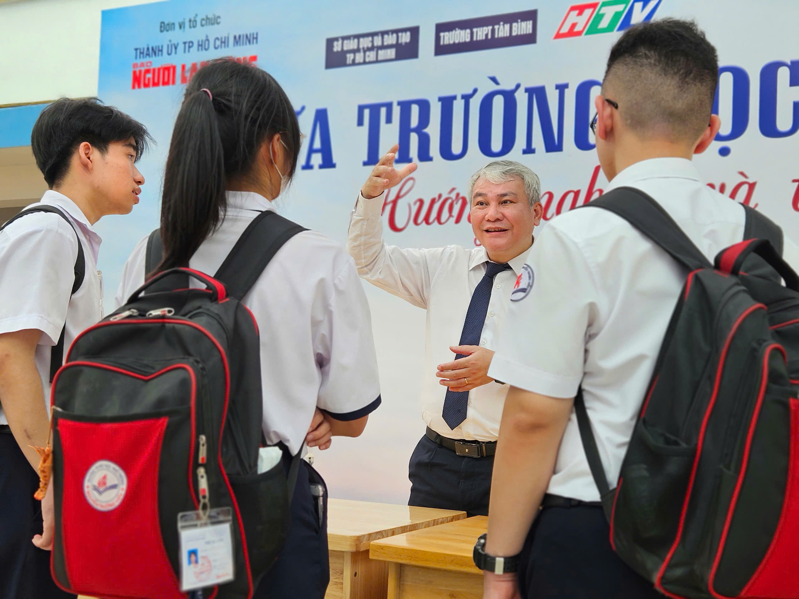 Trường ĐH Bách khoa công bố nhiều chương trình đào tạo đặc biệt - Ảnh 1.