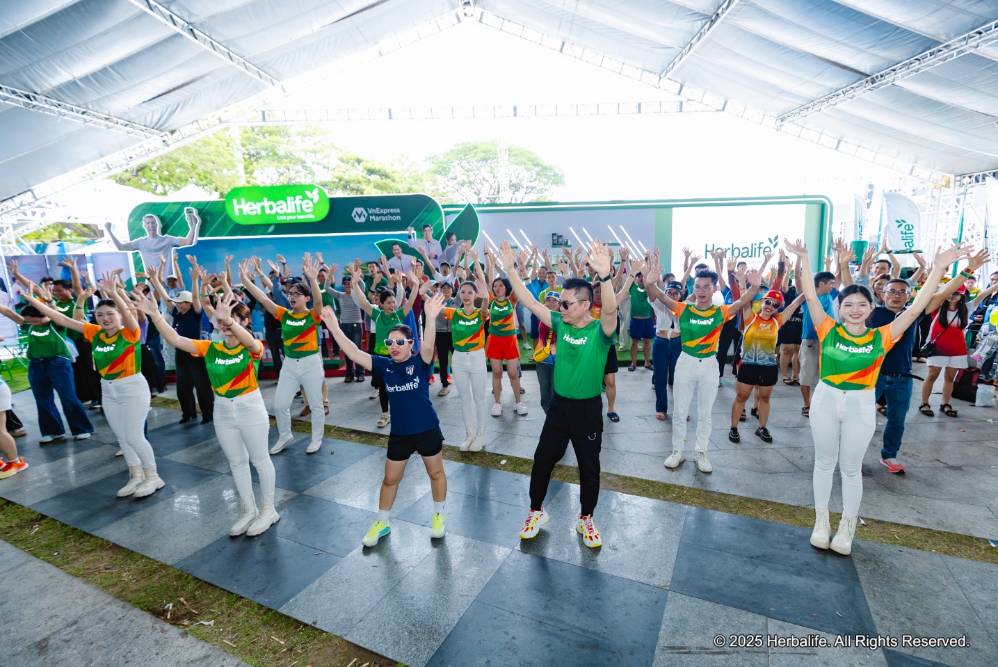 Herbalife Việt Nam cùng VnExpress Marathon Quy Nhơn 2025 lan tỏa lối sống năng động đến cộng đồng- Ảnh 6. Herbalife Việt Nam cùng VnExpress Marathon Quy Nhơn 2025 lan tỏa lối sống năng động đến cộng đồng- Ảnh 6.