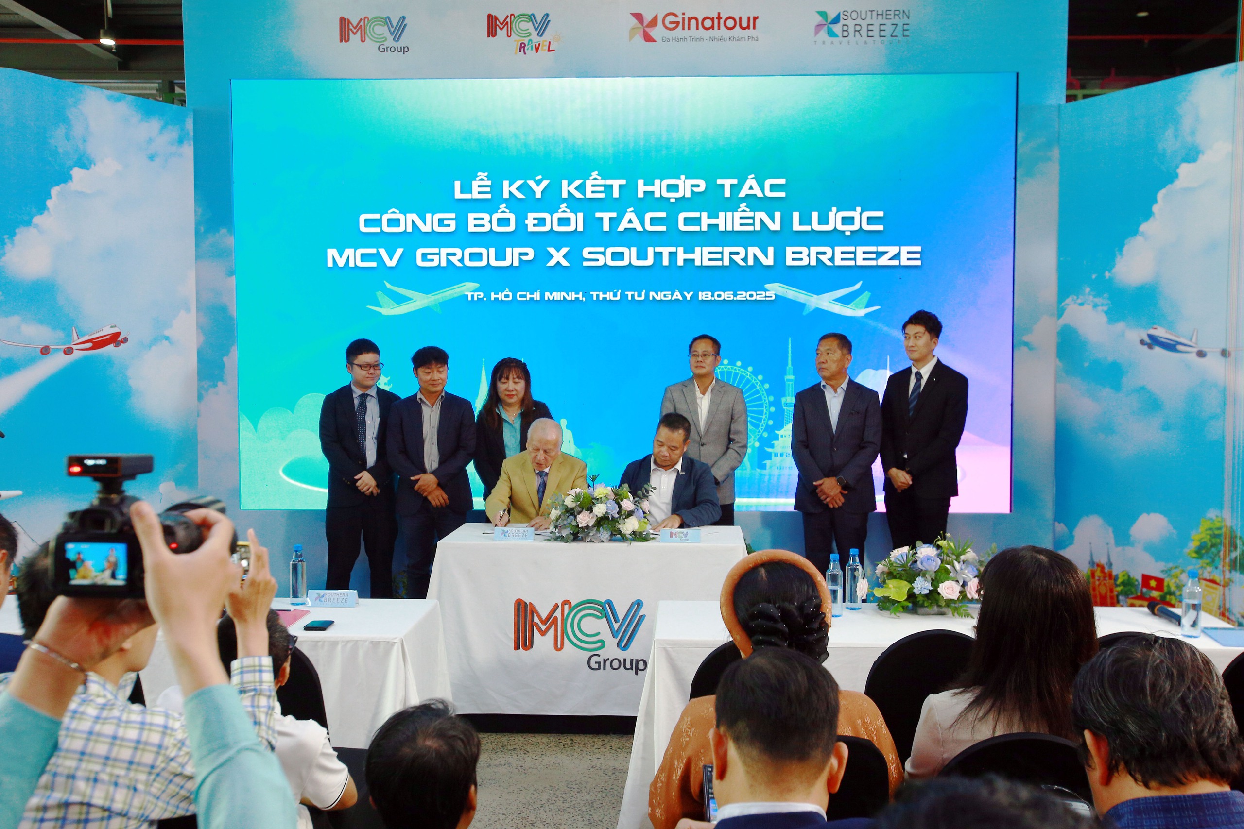 Một tập đoàn truyền thông, công nghệ hàng đầu Việt Nam bất ngờ mở tour đi du lịch cùng KOL - Ảnh 1.