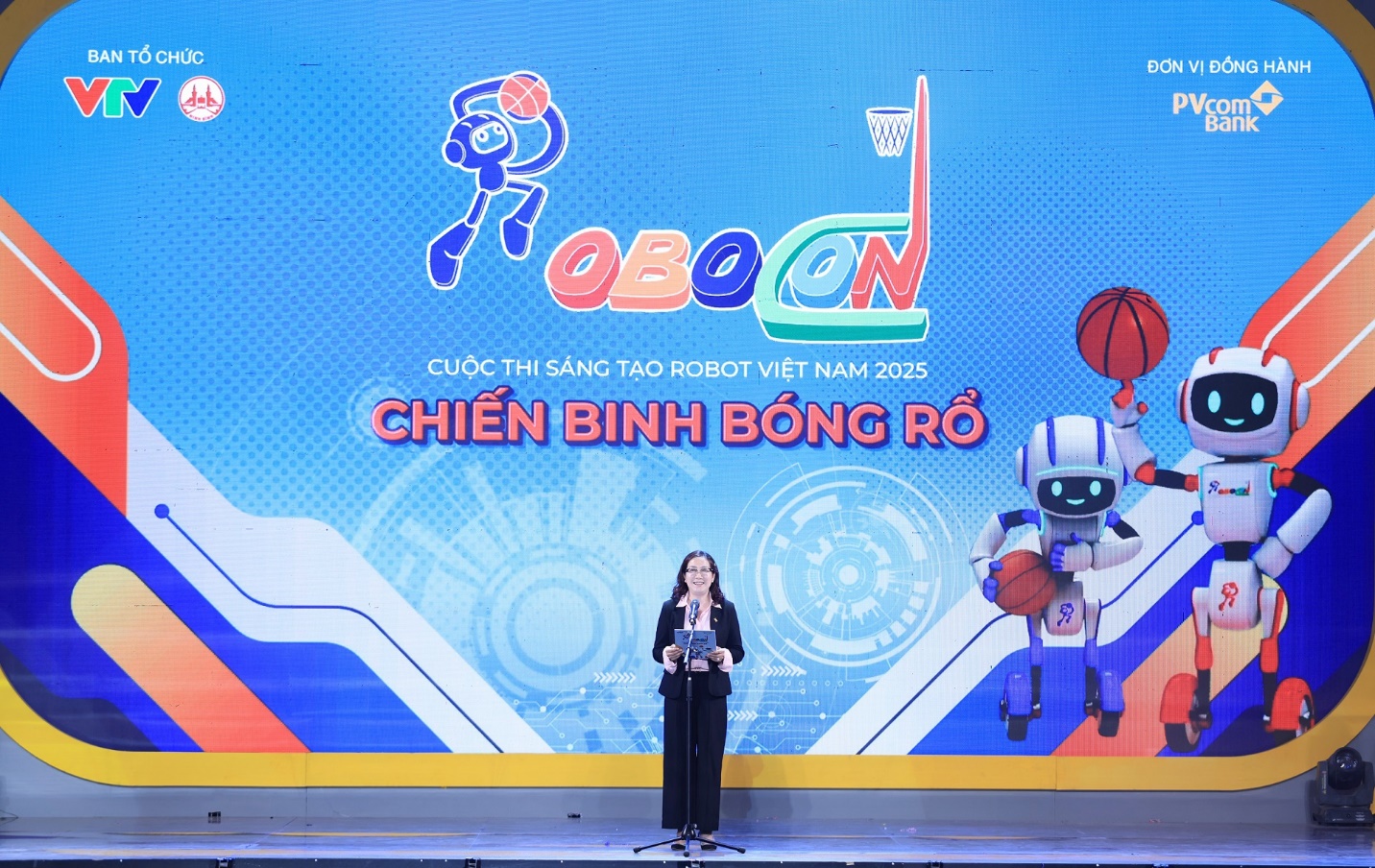 PVcomBank khẳng định sứ mệnh cộng đồng cùng Robocon 2025- Ảnh 2. PVcomBank khẳng định sứ mệnh cộng đồng cùng Robocon 2025- Ảnh 2.