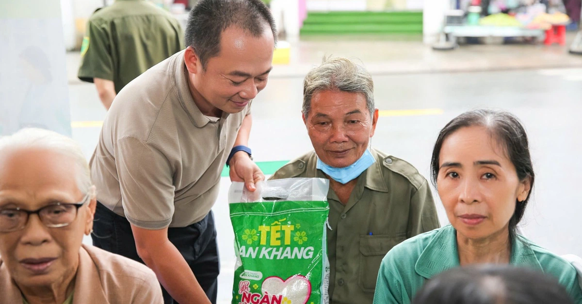 An Khang tích hợp dịch vụ đặt lịch khám, tiến gần mục tiêu thành “trung tâm tư vấn sức khỏe” gần gũi- Ảnh 3. An Khang tích hợp dịch vụ đặt lịch khám, tiến gần mục tiêu thành “trung tâm tư vấn sức khỏe” gần gũi- Ảnh 3.