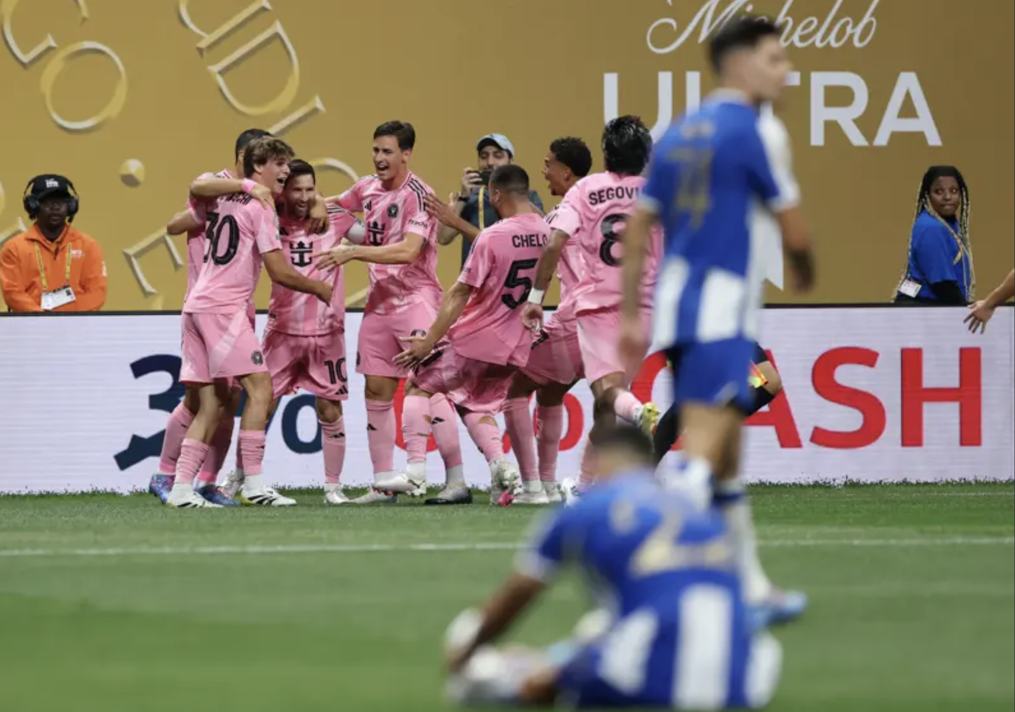 Siêu phẩm của Messi giúp Inter Miami lập kỳ tích ở FIFA Club World Cup- Ảnh 7. Siêu phẩm của Messi giúp Inter Miami lập kỳ tích ở FIFA Club World Cup- Ảnh 7.