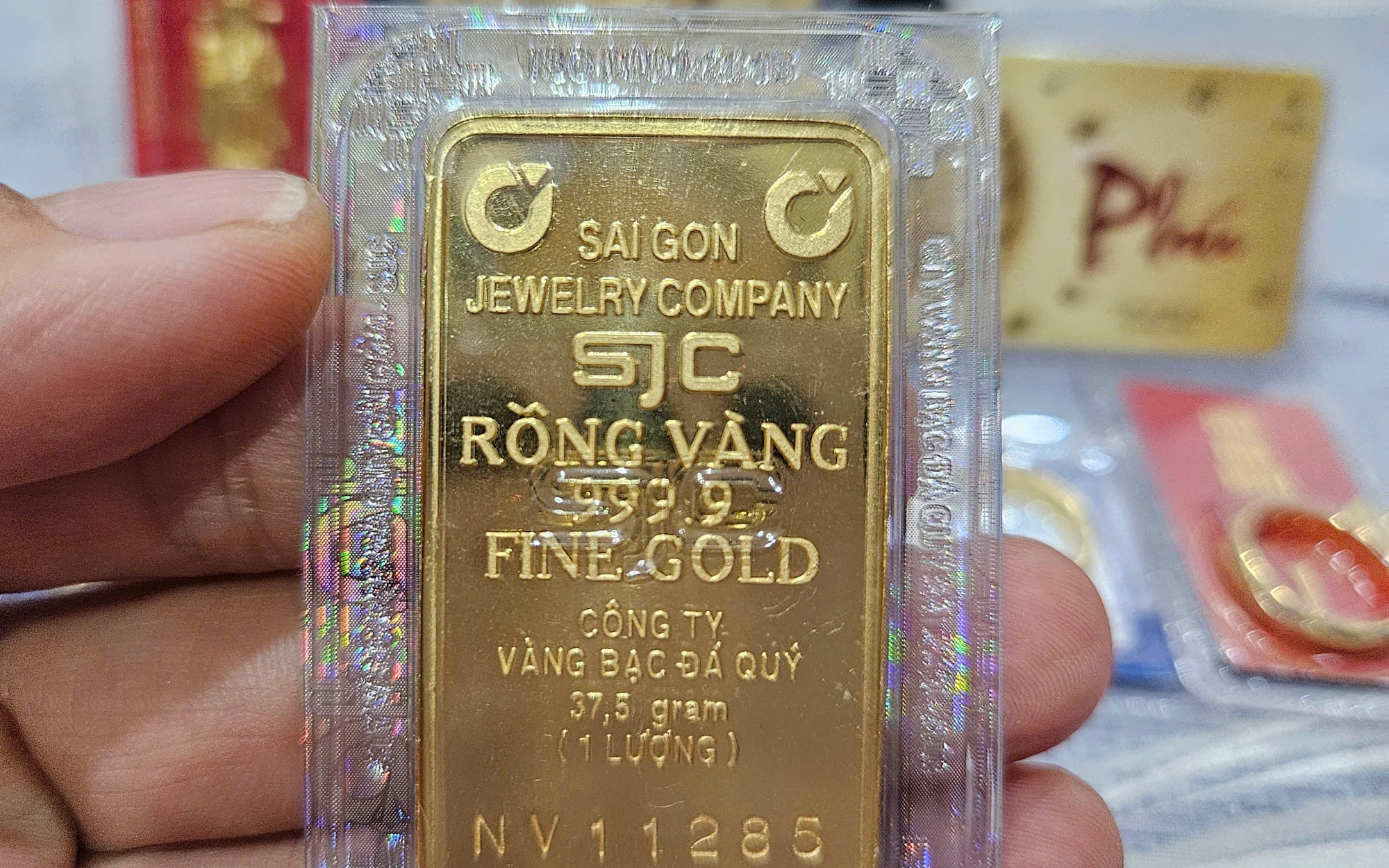 Giá vàng hôm nay, 19-6: Đảo chiều đi xuống - Ảnh 2.