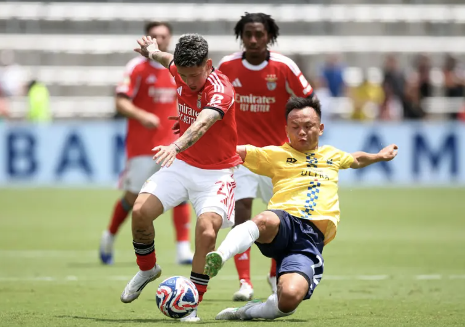 Benfica vùi dập Auckland City, tiến sát vòng knock-out FIFA Club World Cup- Ảnh 1. Benfica vùi dập Auckland City, tiến sát vòng knock-out FIFA Club World Cup- Ảnh 1.