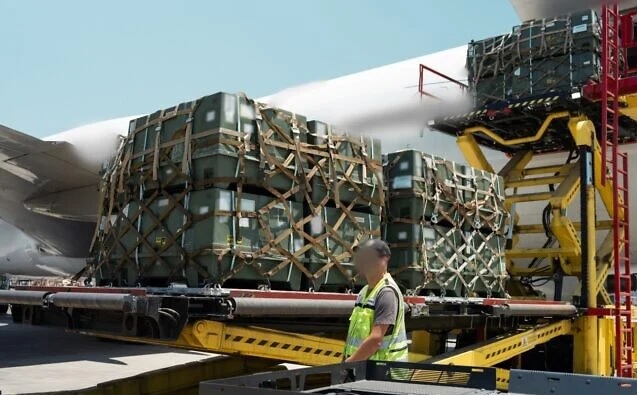 Hàng loạt máy bay vận tải quân sự hạ cánh, Israel đón tin vui?- Ảnh 1. Hàng loạt máy bay vận tải quân sự hạ cánh, Israel đón tin vui?- Ảnh 1.