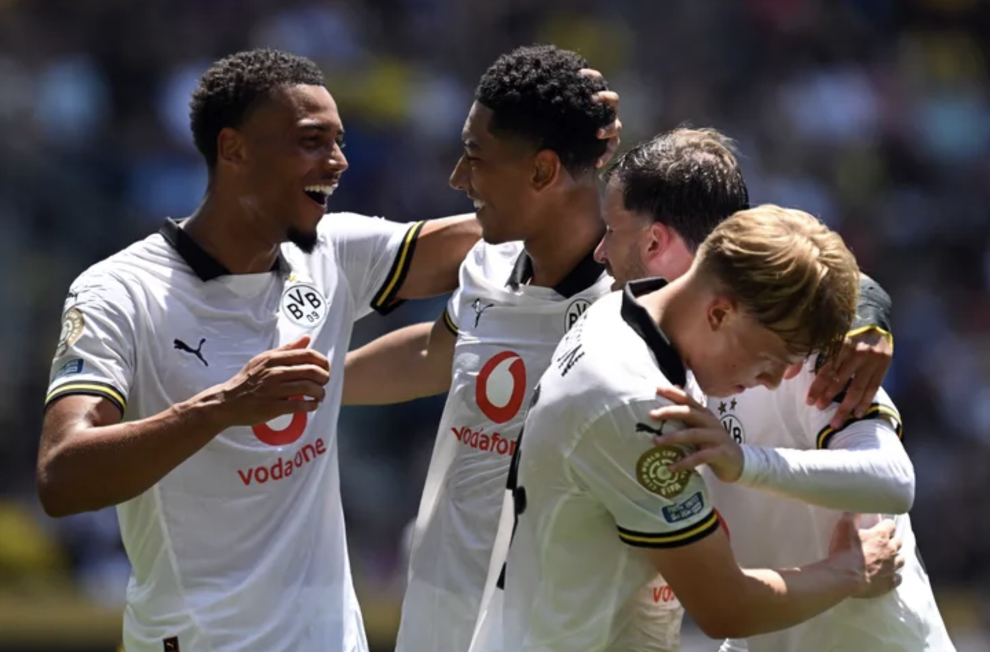 Mamelodi Sundowns ngược dòng bất thành, Dortmund thắng trận cầu 7 bàn- Ảnh 4. Mamelodi Sundowns ngược dòng bất thành, Dortmund thắng trận cầu 7 bàn- Ảnh 4.