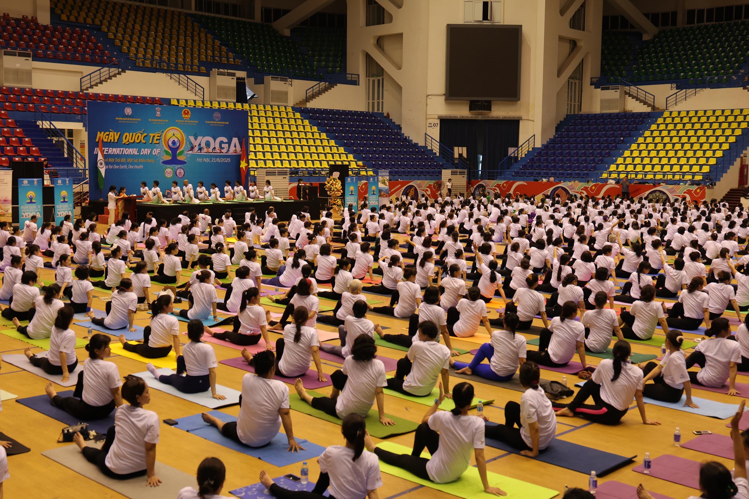 Những hình ảnh Ngày Quốc tế Yoga tại Việt Nam- Ảnh 3. Những hình ảnh Ngày Quốc tế Yoga tại Việt Nam- Ảnh 3.