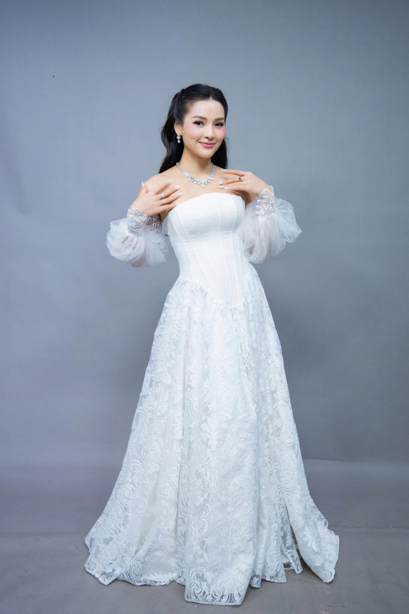 Phương Trinh Jolie thấy may mắn khi có mẹ chồng yêu thương - Ảnh 3.