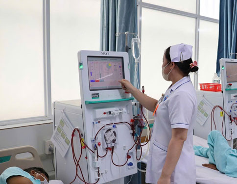 Suy thận "tấn công" người trẻ - Ảnh 1.