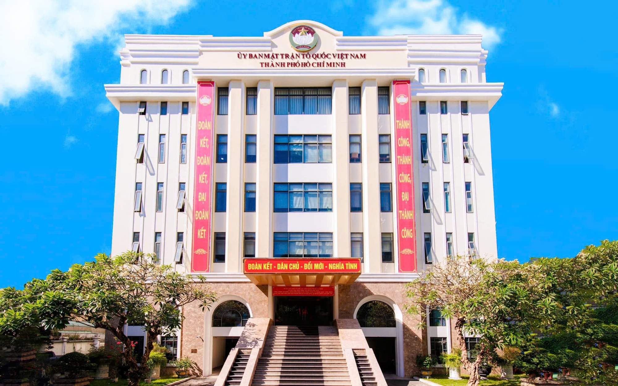 Bí thư Thành ủy TP HCM nói về "chìa khóa để mở mọi ngách cửa" trong sắp xếp tổ chức bộ máy- Ảnh 2.