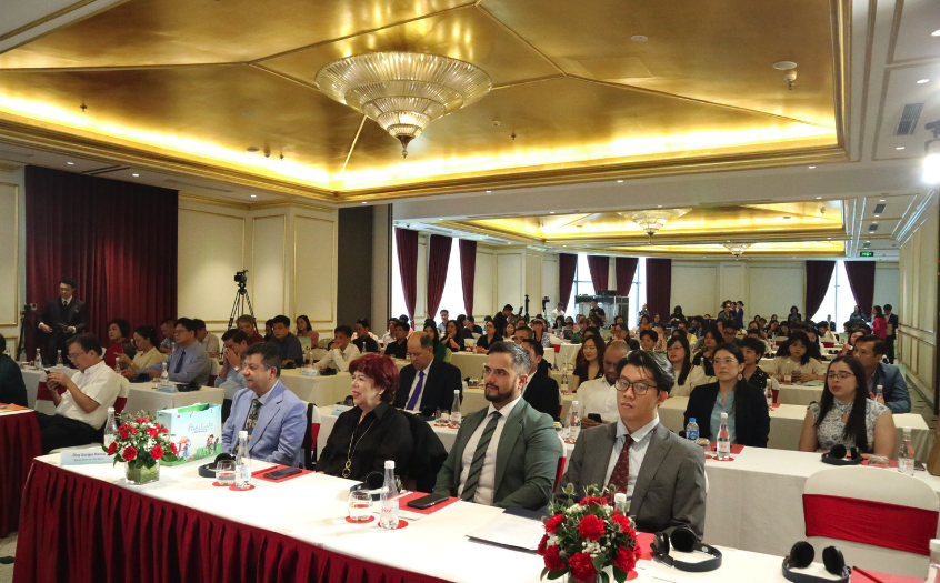 NXB Giáo dục Việt Nam ra mắt bộ truyện thiếu nhi Papelucho - Ảnh 7.