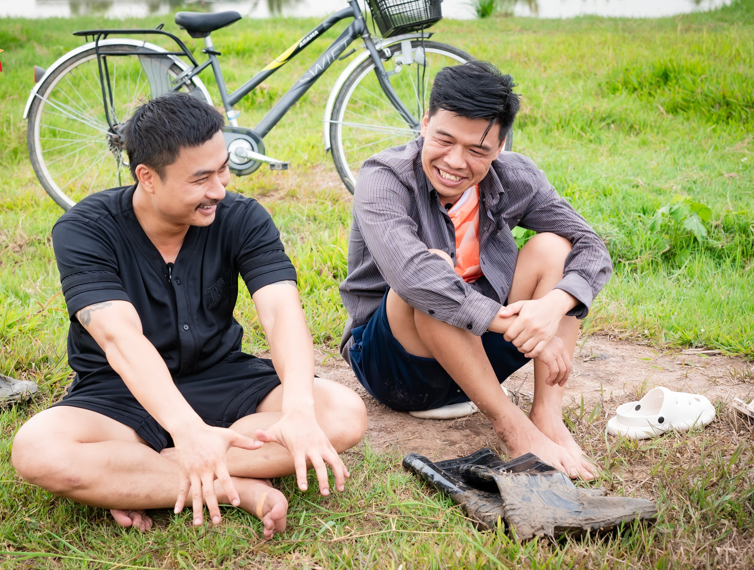 Diễn viên Duy Hưng dạy con phải Diễn viên Duy Hưng và Trung Ruồi dạy con - Ảnh 3.