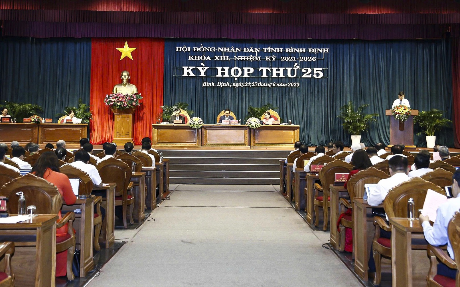 Công bố quyết định công tác cán bộ sau sáp nhập Công an tỉnh Gia Lai- Ảnh 2.