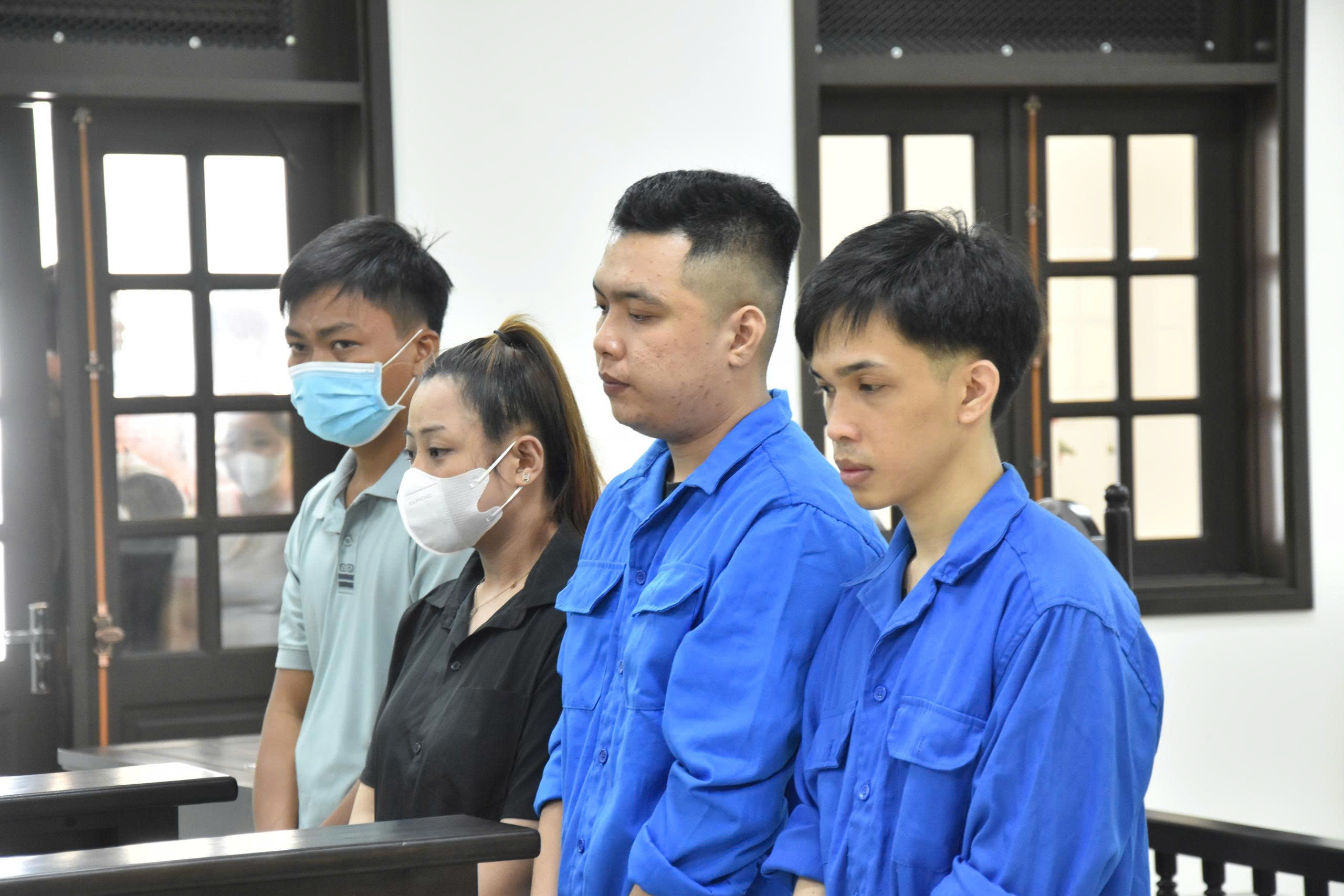 Lên mạng kêu gọi từ thiện cho trẻ mồ côi để lấy tiền… mua vàng - Ảnh 1.