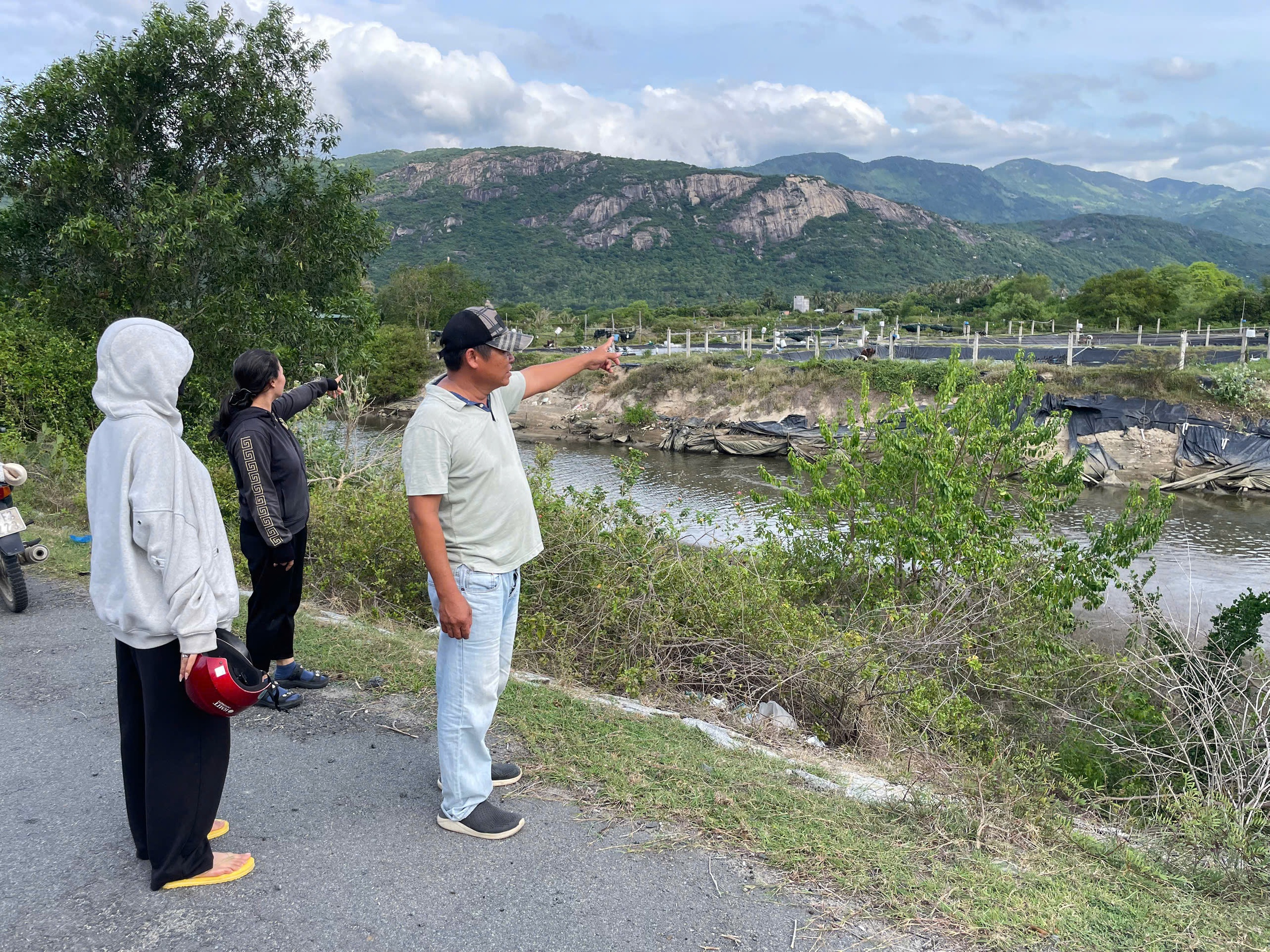 Người dân "sốc" vì đền bù 0 đồng lấy đất làm Khu đô thị ven Vịnh Cam Ranh- Ảnh 2.