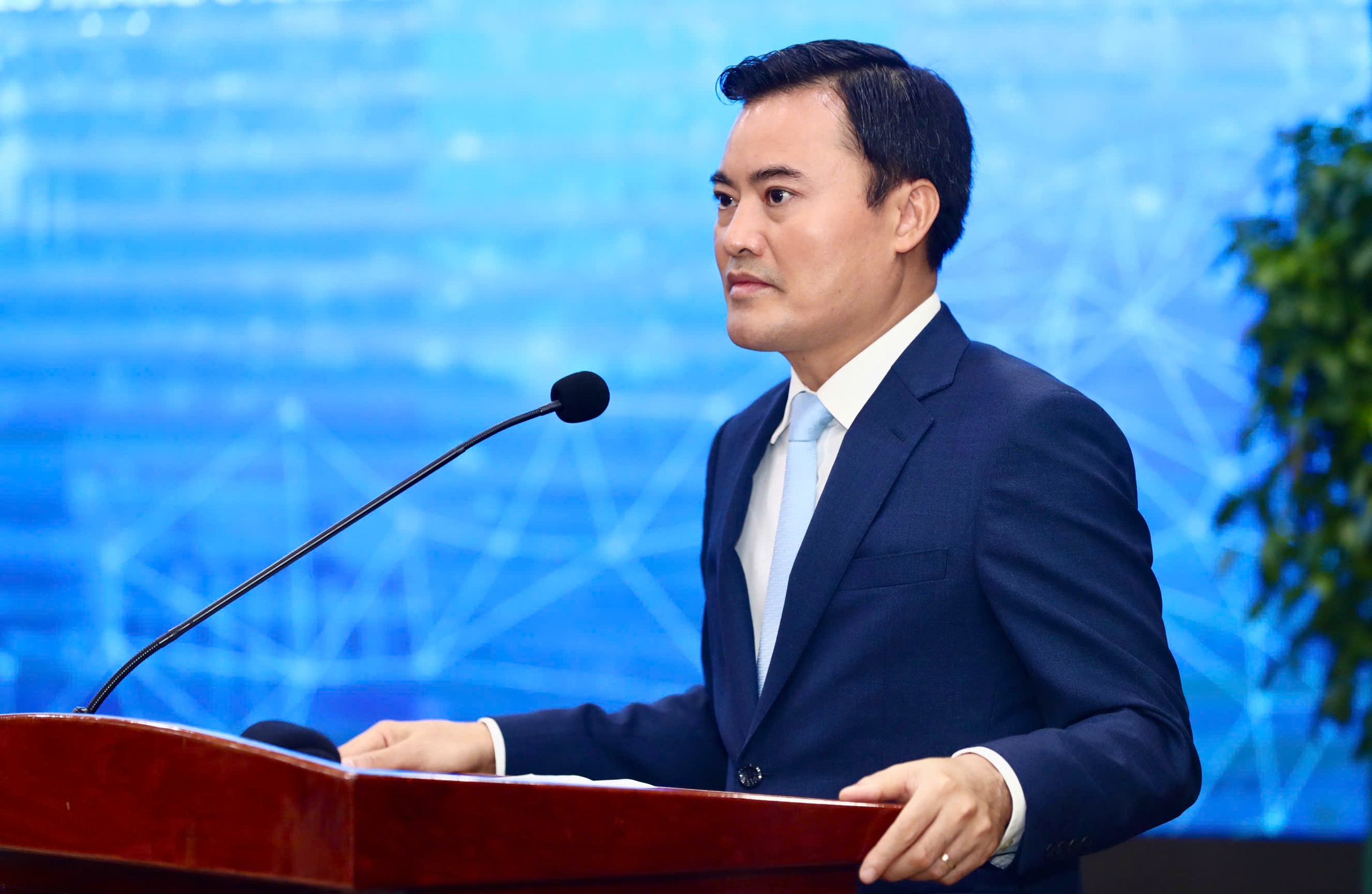 7 Ph&oacute; Chủ tịch v&agrave; 16 Ủy vi&ecirc;n UBND TPHCM nhiệm kỳ mới - Ảnh 6.