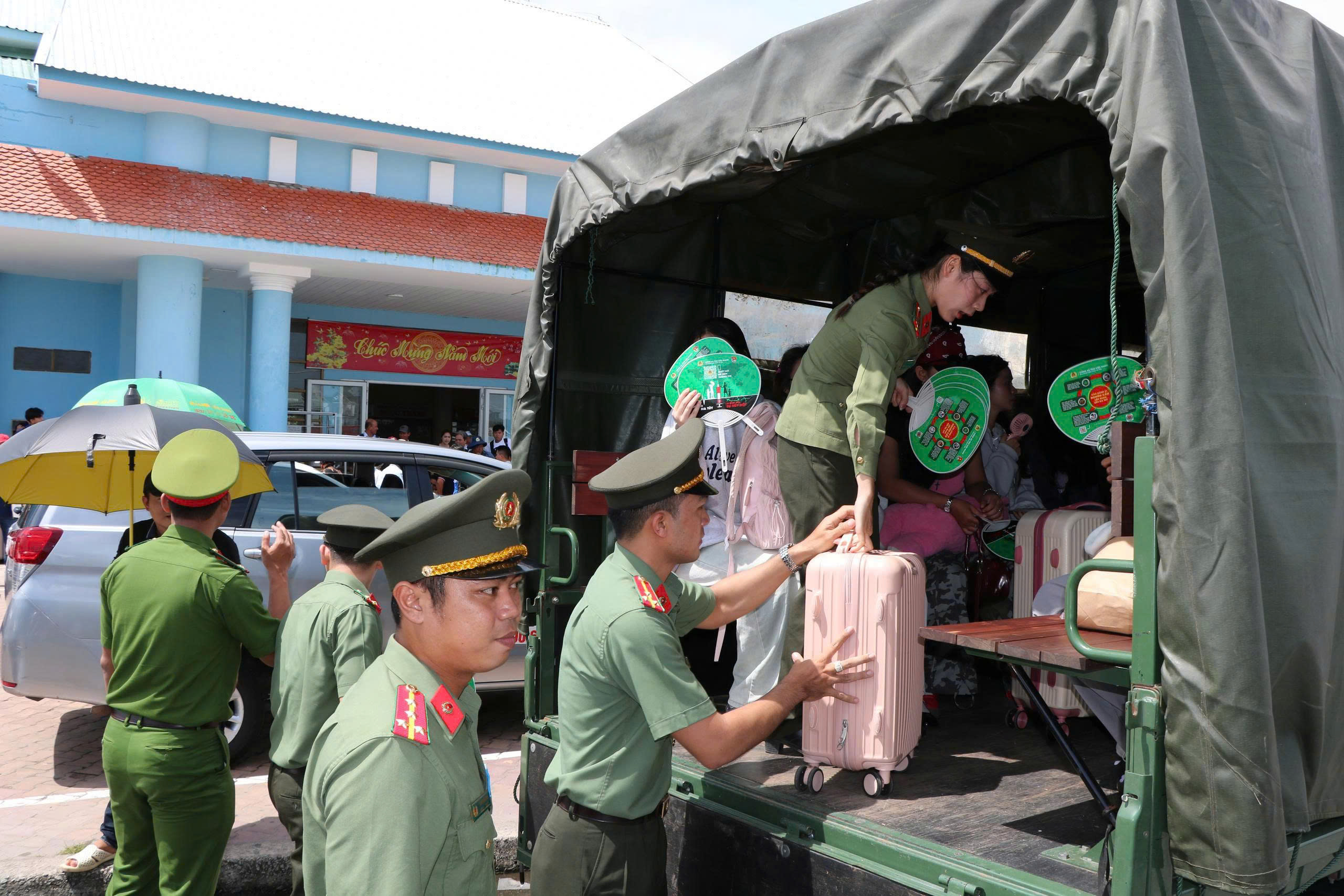 Điều đặc biệt tại kỳ thi tốt nghiệp THPT ở Kiên Giang - Ảnh 2.